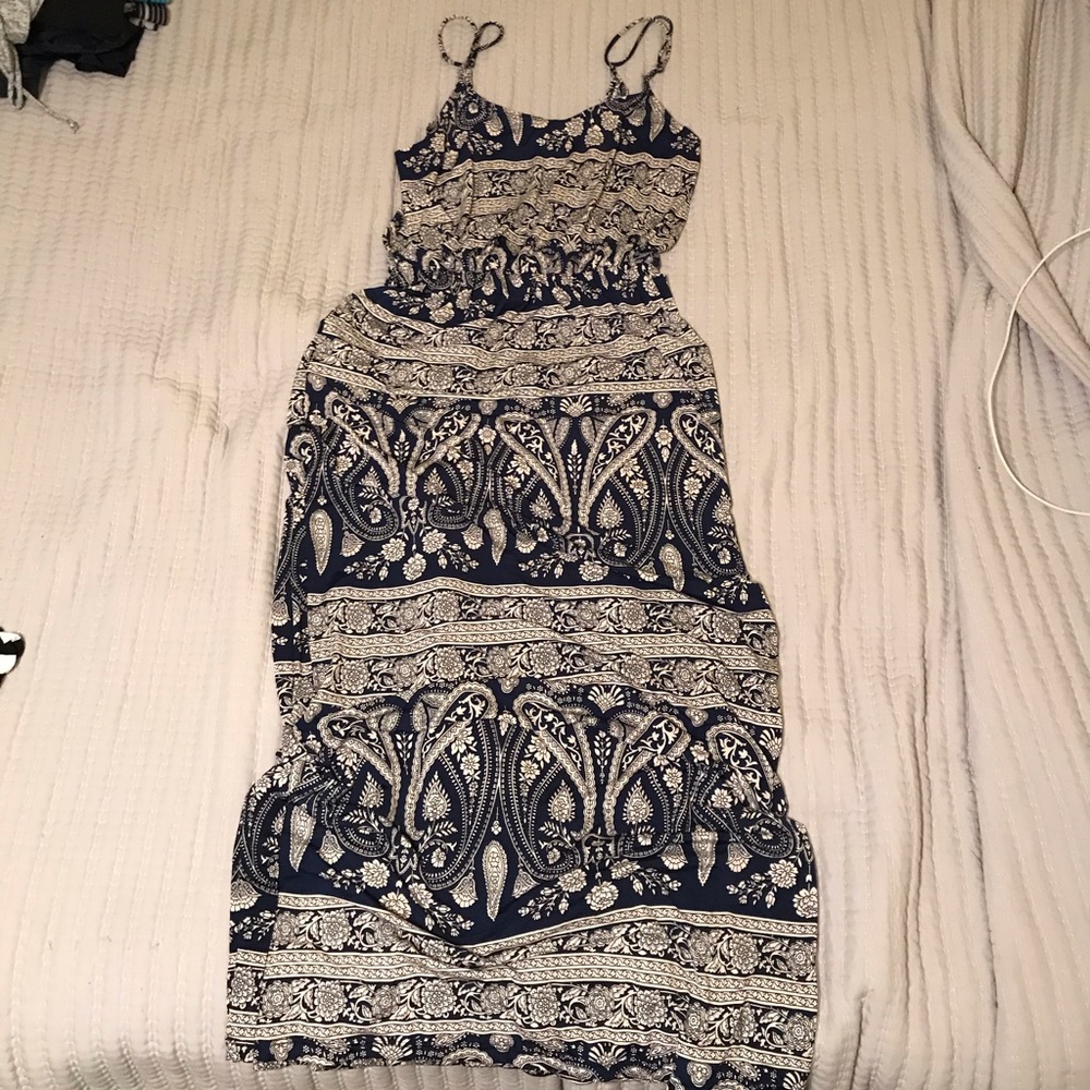 Maxi dress